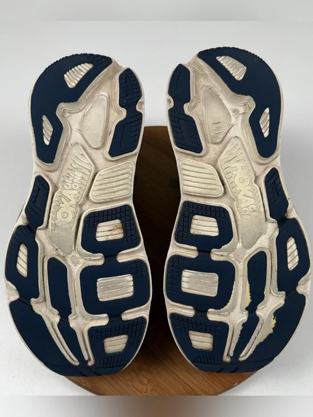 HOKA One One Bondi 7 Men's Navy  Running Shoes - Picture 8 of 10